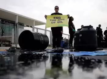 Plenário rejeita queixa-crime do Greenpeace contra ministro do Meio Ambiente