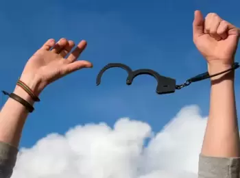 TJMG afasta dano moral em crime de injúria qualificada