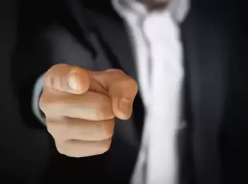 Reduzida indenização a empregado da Caixa investigado em processo disciplinar