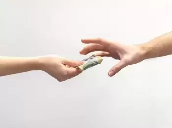 Ex-sócio de restaurante terá parte da conta-salário penhorada para pagamento de dívidas