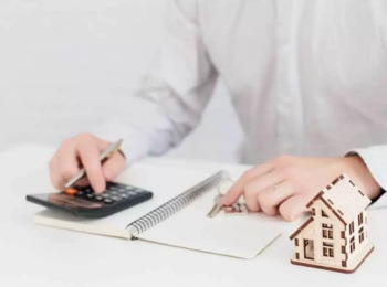 Subordinação Estrutural Não Caracteriza Relação de Emprego entre Corretor e Imobiliária