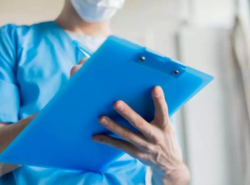 Afastado Limite de Jornada para Cumulação de Empregos Públicos de Técnica de Enfermagem