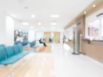 Plano de Saúde Deverá Indenizar Paciente por Recusa Indevida de Cobertura de Transplante de Fígado