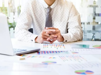 Mantida Reintegração de Bancário Dispensado Pouco Antes de Cirurgia