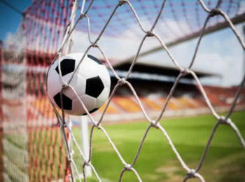 STJ Condena Clube de Futebol a Indenizar Torcedores do Rival que Tiveram Carro Depredado por Torcida