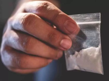 TRF3 Mantém Condenação por Envio de Cocaína pelos Correios