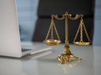 Impugnação de Execução Judicial de Contrato Com Cláusula Arbitral Impõe Suspensão do Processo