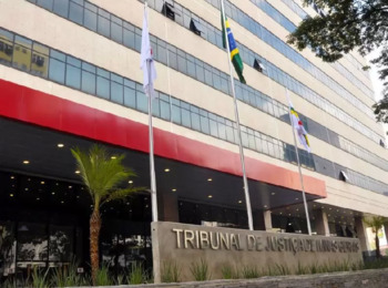 STJ deixa de analisar REsp contra decisão fundamentada na CF