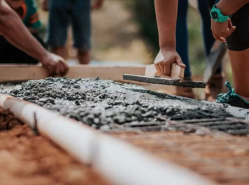 TRF3 Condena Construtora e Financeira por Vícios na Construção