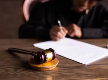 Ministro do STF Determina Revisão de Jurisprudência Trabalhista 