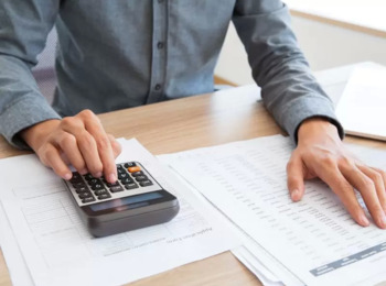 Mantida Extinção de Ação que Pedia Devolução de Juros sobre Tarifas Bancárias Restituídas em Processo Anterior