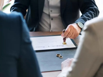 STJ Impede Eficácia Retroativa de Escritura que Fixou Separação de Bens após União Estável de 35 anos