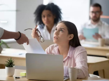 Agente de Combate a Endemias Reverte Justa Causa por Morar Fora da Área de Atuação
