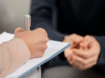 Empresa que Transferiu Dívida a Terceiros Não Tem Legitimidade para Discutir Nulidades do Contrato Original