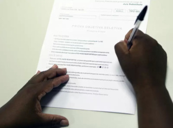 TST afirma presunção relativa na autodeclaração para concurso