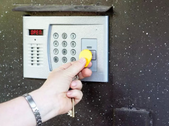 Marcação Britânica Retira Validade dos Cartões de Ponto Apresentados por Construtora