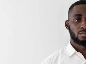 Empregado de Residencial Vítima de Ofensas Racistas Obtém R$ 30 mil de Indenização