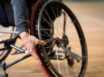 STJ Confirma Indenização a Passageiro de Ônibus que Teve Pernas Amputadas, mas Revê Decisão Ultra Petita