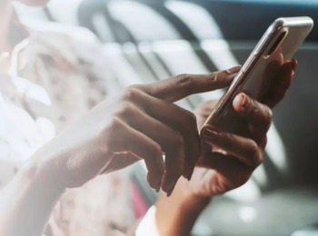 Injúria em Mensagens Privadas na Internet se Consuma onde a Vítima Toma Conhecimento da Ofensa