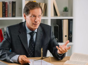 Justiça do Trabalho Deve Julgar Ação Envolvendo Acusações após o Término de Contrato