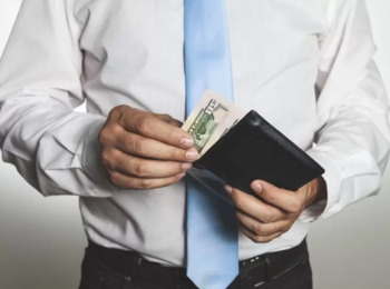 Ajuizamento de Execução da Obrigação de Fazer Não Interrompe a Prescrição da Execução da Obrigação de Pagar