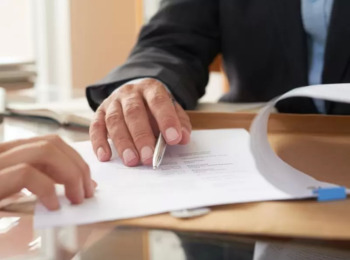 TRT7 Analisa Direito a Verbas Resilitórias em Reintegração Cassada