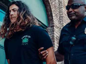 TRT5 Fixa 10 mil de Indenização por Revista em Pertences Pessoais