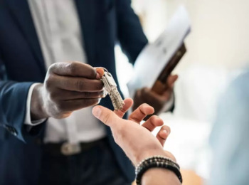 Condômino que Exerce Posse sem Oposição do Coproprietário Pode Pedir Usucapião em Nome Próprio