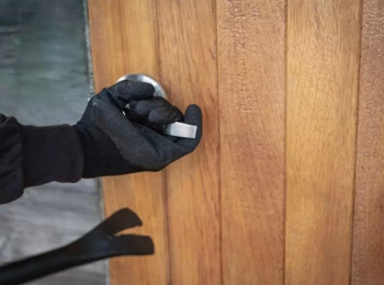 Aumento da Pena em Um Terço Exige Apenas que Furto Tenha Ocorrido durante Repouso Noturno