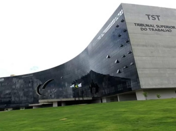 TST reitera impossibilidade de cumulação de adicional