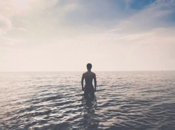 Emissora de TV é Condenada por Divulgar Imagens de Pessoa em Praia de Nudismo e ainda Fazer Piadas