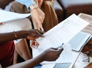 TJRJ Mantém Bloqueio de Valores Após Parcelamento do Débito