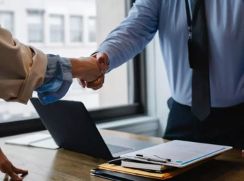 Seguradora Deve Indenizar por Sinistro Ocorrido na Vigência de Liminar que Prorrogou o Contrato