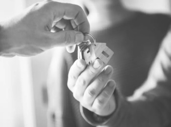 TJRS Reforma Decisão e Imite Arrematante na Posse do Imóvel