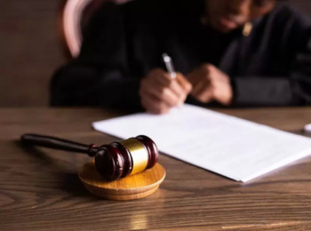 STF Validou Prerrogativa de Membro do MP de Sentar-se ao Lado de Juiz