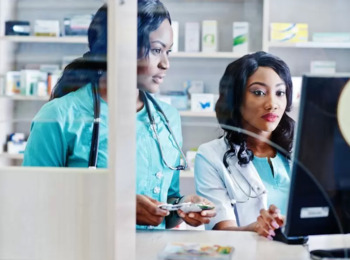 Drogaria Assaltada Quatro Vezes em 14 Dias é Responsabilizada por Trauma de Farmacêutica