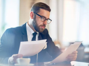 Justiça do Trabalho Deve Julgar Pedido de Bancário sobre Salário de Contribuição para Previdência Complementar