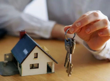 Presidente do STJ Suspende Imissão na Posse e Mantém Imóvel com Idosas que Discutem Propriedade na Justiça