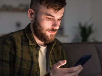 Justiça Condena Homem que Cobrou Dívida nas Redes Sociais