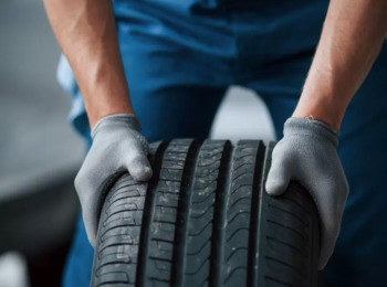 Fábrica de Pneus Terá de Pagar Bônus a Empregado que Aderiu à Greve