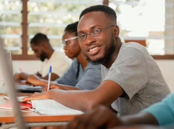 Carrefour Pagará Mais de 800 Bolsas para Estudantes Negros