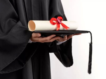 Faculdade Descredenciada pelo MEC Deve Restituir Mensalidades se Não Viabilizar Obtenção do Diploma