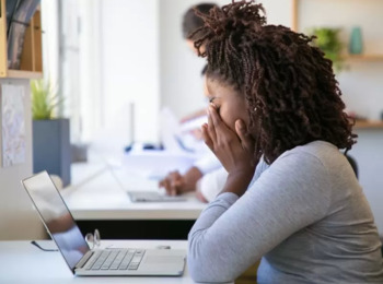 Banco Indenizará Vítima de Transtorno Psicológico Grave Após Assalto a Agência