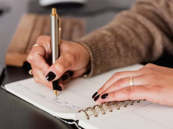 Vendedora de Loja de Jogo do Bicho Obtém Reconhecimento de Vínculo