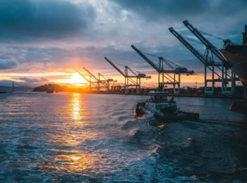 Multa da Capitania dos Portos por Derramamento de Óleo Não Exclui Penalidade do Ibama