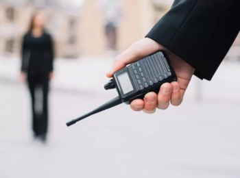 Controlador de Acesso que Trabalhava como Vigia Será Indenizado após Sofrer Assalto