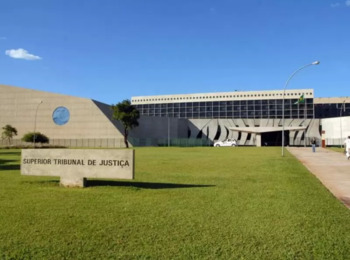 STJ mantém prescrição da execução após arquivamento