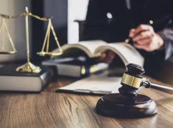 Normas Materialmente e Formalmente Constitucionais: Explorando o Status Constitucional 