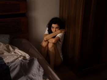 Frigorífico Condenado a Indenizar Trabalhadora Vítima de Estupro Cometido por Supervisor