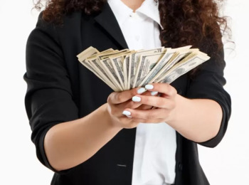 Beneficiária da Justiça Gratuita que Faltou Audiência Pagará Custas